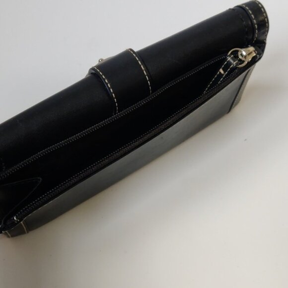 Authentic Coach Black Leather Bifold Wallet with Buckle Closure - Picture 8 of 9